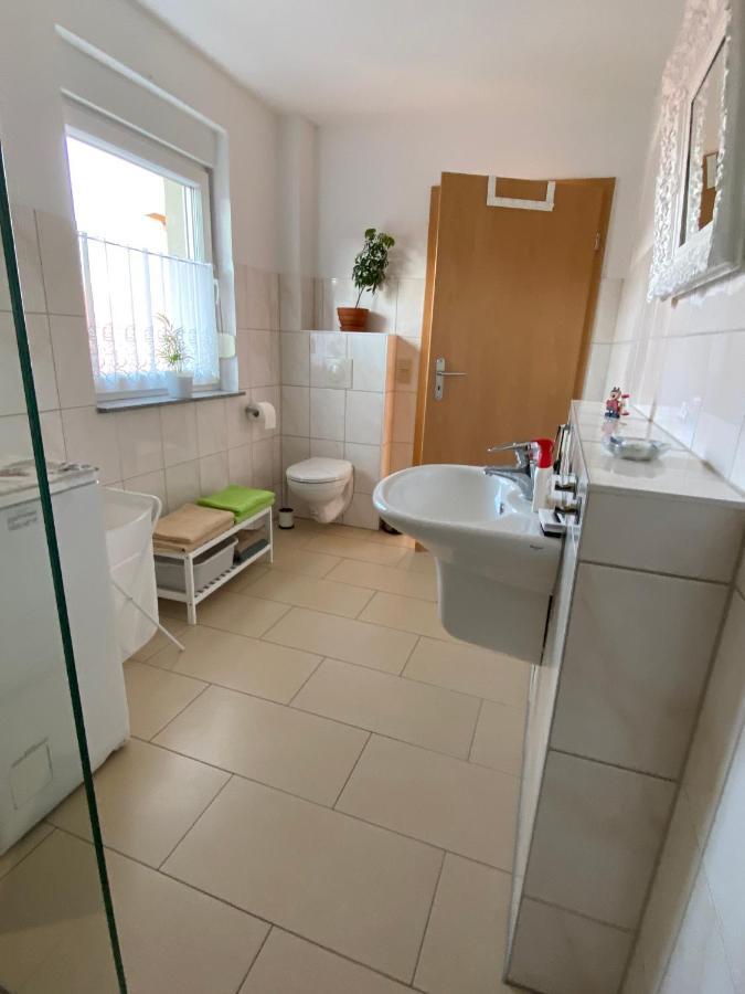 Schoen Moeblierte Wohnung In Genthin/ Ot Tucheim Kültér fotó
